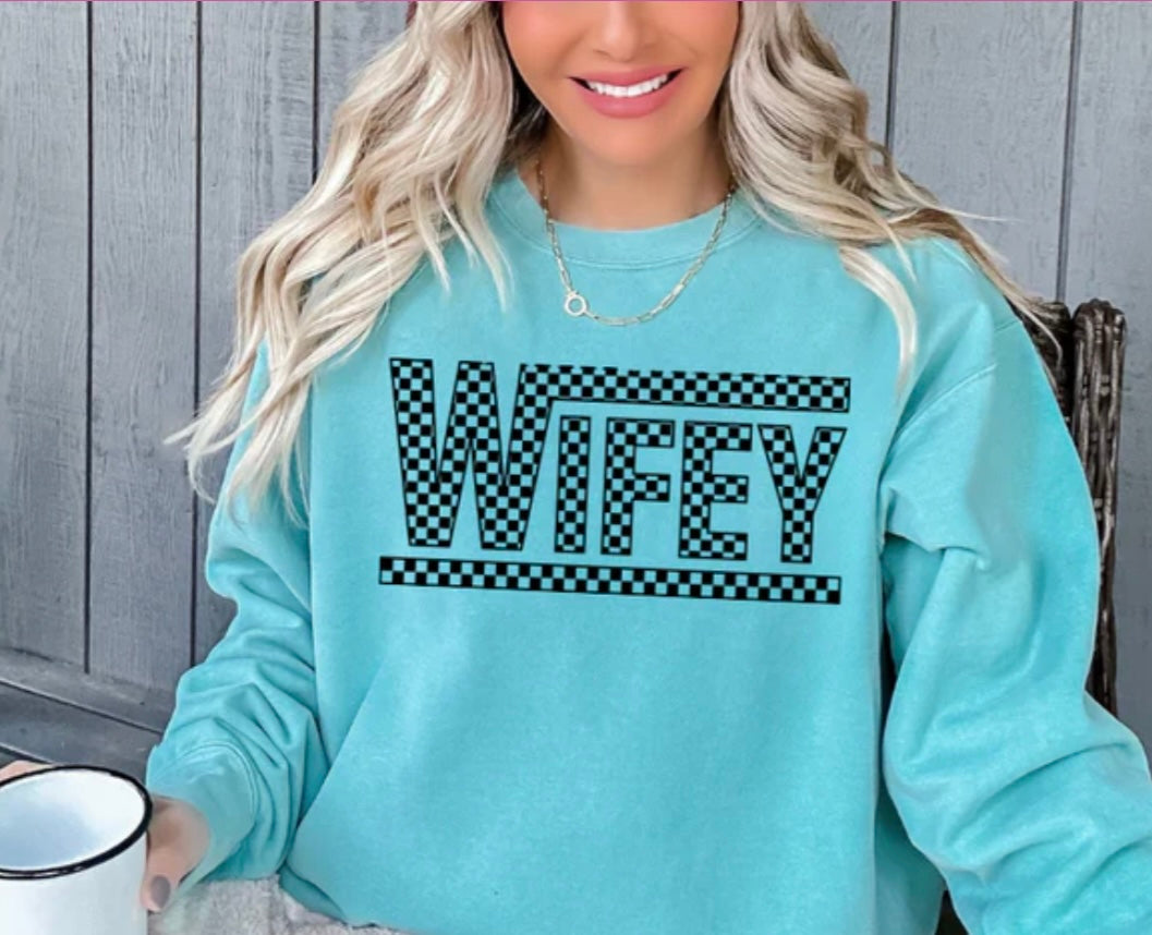 “Checkered Wifey” Graphic Tee